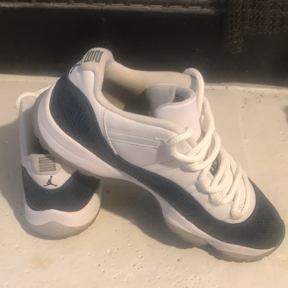 COPY - The Air Jordan 11 Retro Low \'Navy Snakeski…